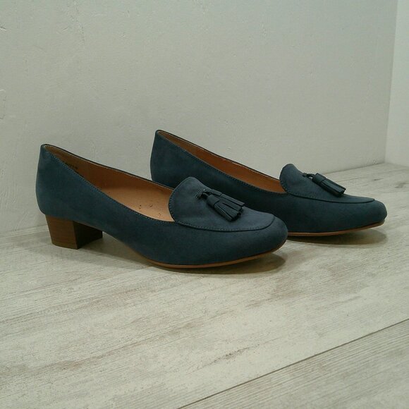 Comfort View Navy Blue Classic Preppy Loafers Block Heel Size  11 M - Picture 1 of 11
